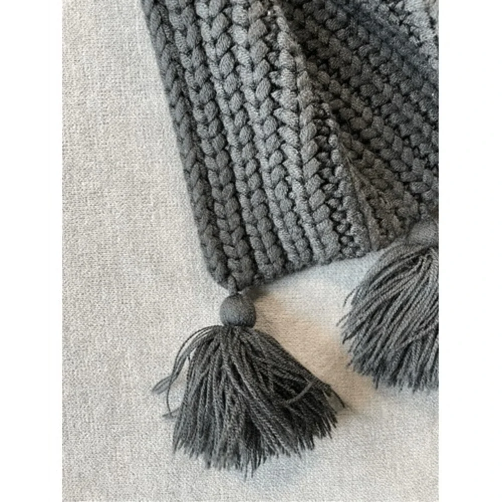 J Crew Chunky Knit Tassel Scarf Womens Black Winter Boho Fringe Classic‎ Soft